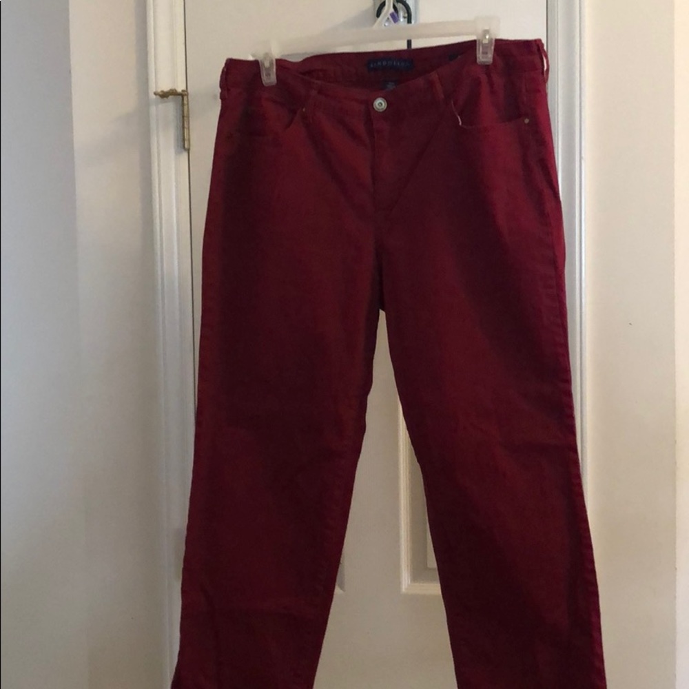 Bandolino Mandie Burgundy Denim Pants 18WS